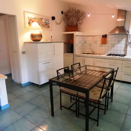 Διαμέρισμα Locazione Turistica Casa Canoa 3 Cala Liberotto